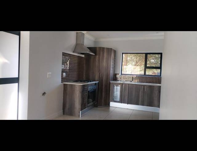 3 BEDROOM PROPERTY TO RENT IN HOMES HAVEN